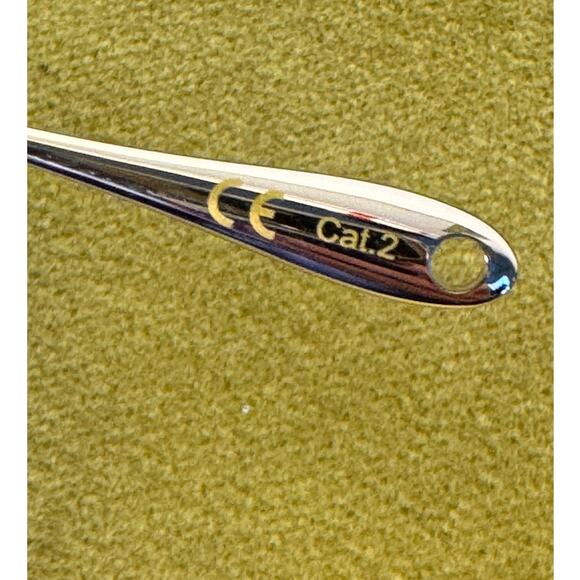 GUCCI Square Frame Gold/Grey Sunglasses with Charms, Bags - Picture 8 of 16